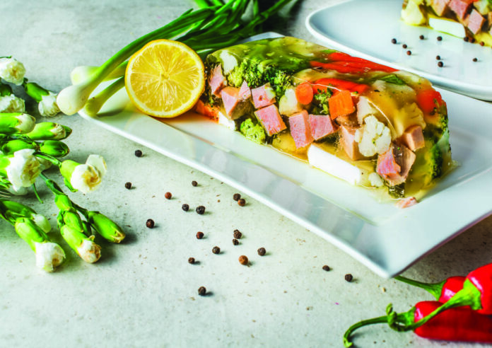 dobrowolscy-informacja-prasowa-nowe-trendy-newstalgia-foto-galantyna-z-szynka-m-jpg